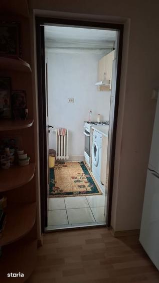 Garsoniera de inchiriat, Burdujeni, etaj 1. - 4