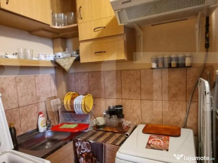 Garsoniera, 27 mp , zona M17 - 3