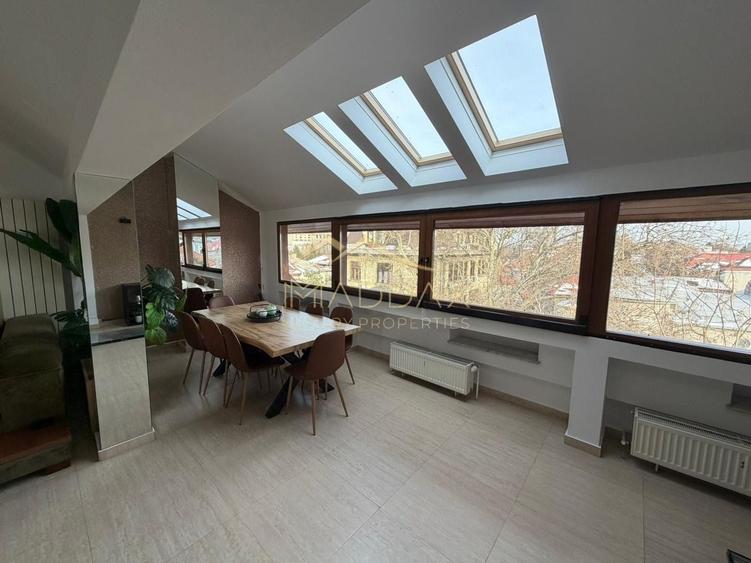 Apartament cu 4 camere decomandat, mobilat în Cotroceni