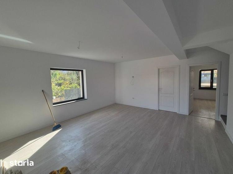 Casă cu 4 camere cu Teren 170 Mp în Central