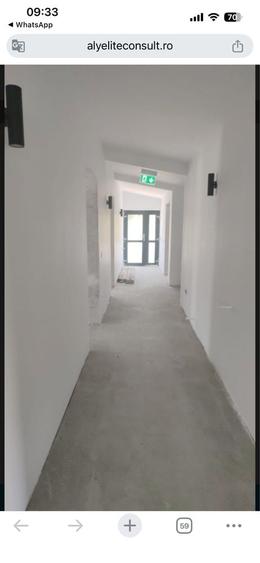 Spațiu comercial, de 396 mp, în Bălteni
