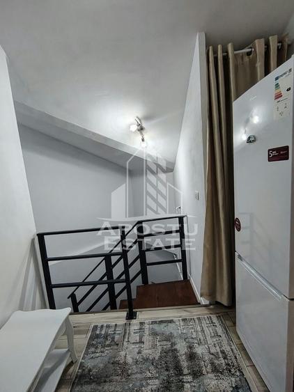 Apartament cu 4 camere semidecomandat, mobilat în Bălcescu