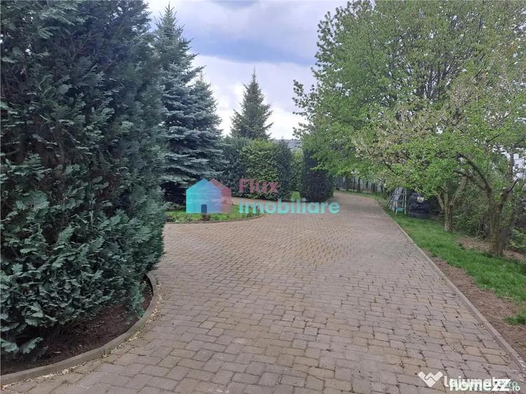 Teren de 1000 mp, în Șcheia