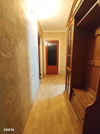 Apartament cu 2 camere decomandat în Vitan