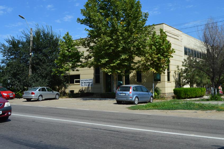 Spațiu industrial, de 1,400 mp, în Sud