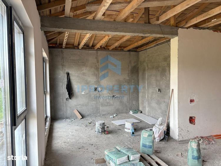 Casă cu 4 camere în Moara Vlăsiei