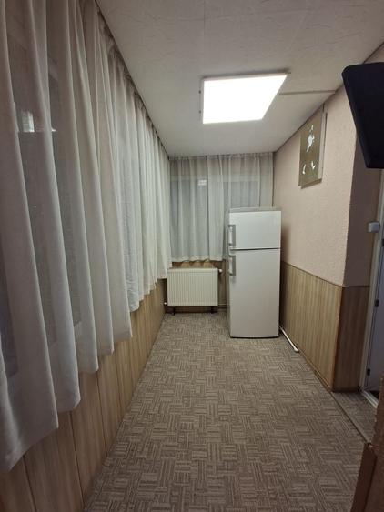 Apartament cu 3 camere decomandat, mobilat în Drumul Taberei