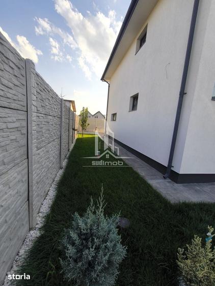 Casă cu 4 camere cu Teren 270 Mp în Berceni