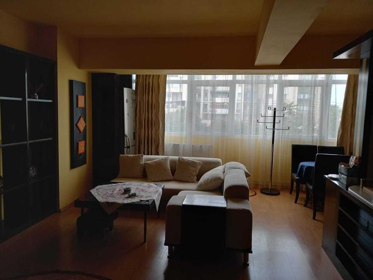 Apartament cu 3 camere decomandat în Popoveni