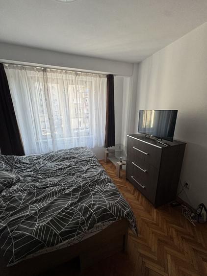 Apartament cu 2 camere decomandat în Decebal