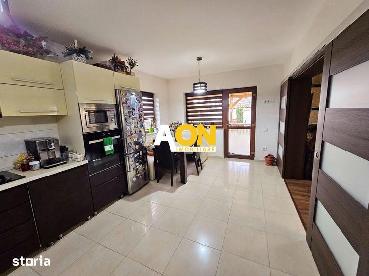 Casă cu 4 camere cu Teren 500 Mp în Micești