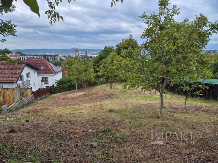 Duplex cu 5 camere cu Canalizare în Dâmbul Rotund