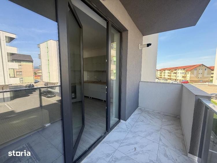 Apartament cu 3 camere în Cetate