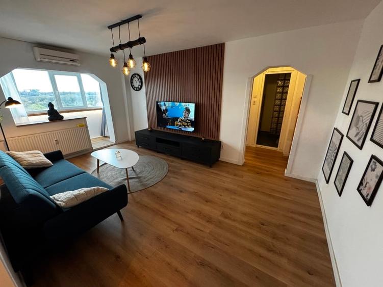 Apartament cu 2 camere semidecomandat, mobilat în Tineretului