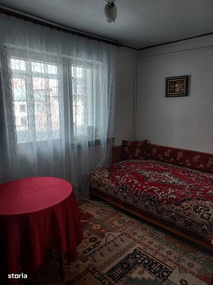 Zona Catedrala - apartament cu 2 camere decomandate, etaj 2, boxa mare - 5