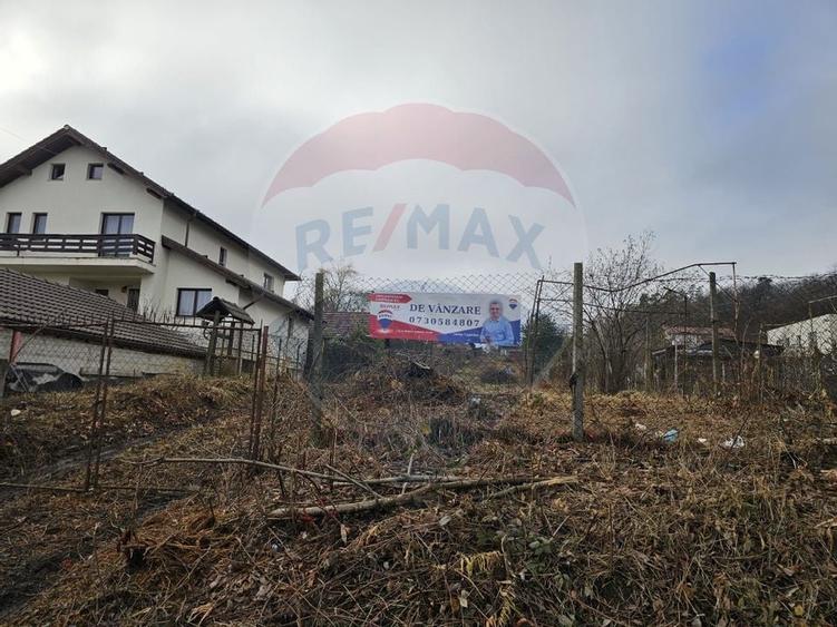 DE VANZARE TEREN INTRAVILAN CISNADIOARA Str. SIBIULUI DJ 106D - 5