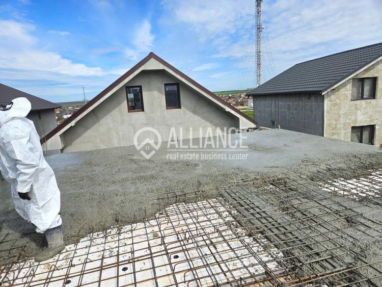 VALU LUI TRAIAN (COD07)Casă P+M (&icirc;naltă)cu 4 camere - 1