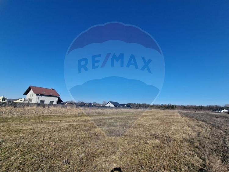 Teren Intravilan de Vânzare în Hemeiuș - 6