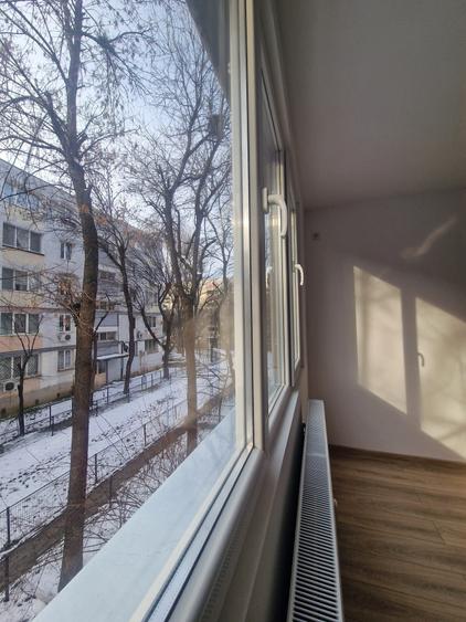 Brancoveanu - Apartament 3 camere - 2 gr sanitare - et 1 -  renovat - decomandat - 13