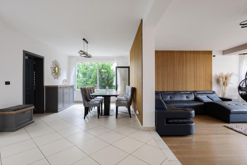 Vila cu doua fronturi si gradina matura, rezidenta sau investitie - 2