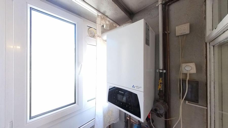 Apartament 4 Camere Ultracentral, Decomandat, Etaj 2 - 5