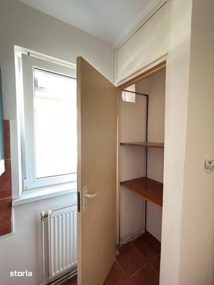 Garsonieră semidecomandată în Vasile Aaron