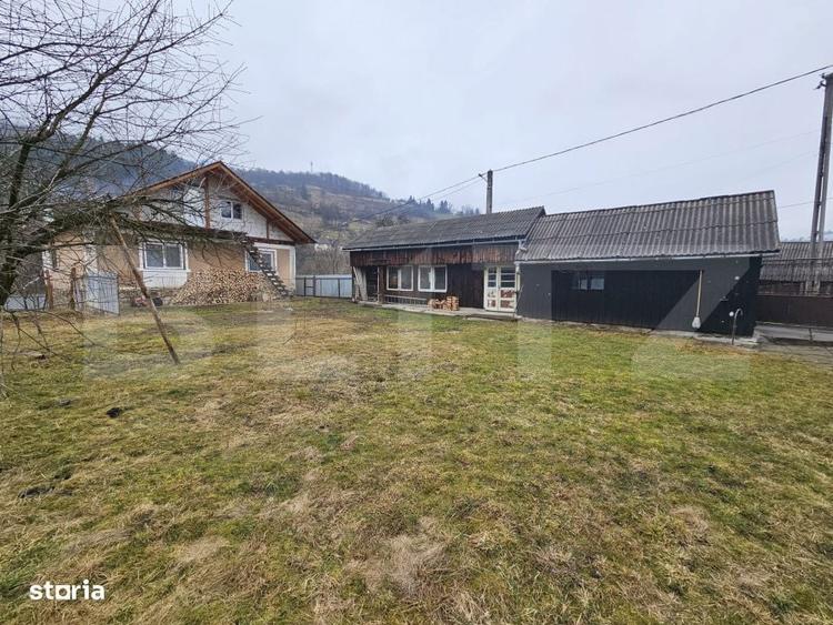Casa spatioasa cu priveliste spre munte, in Gura Rosiei Rosia Mont - 10