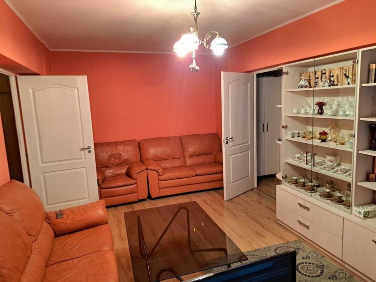 apartament 3 camere Vitan ( Auchan Vitan) - 1
