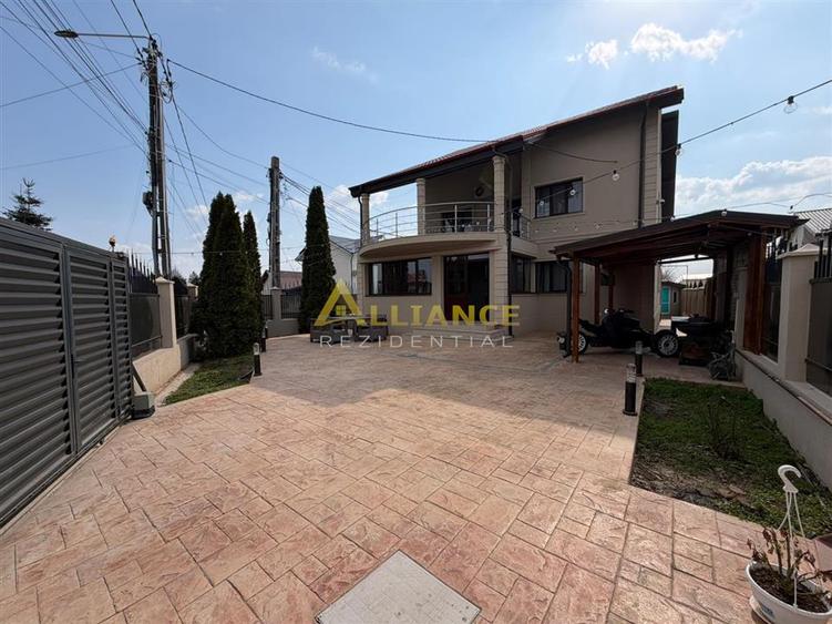 Oportunitate! Casa P+E+M, confort si spatiu generos - 1