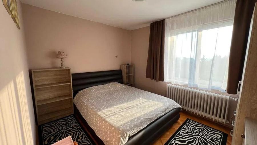 Apartament 2 camere, 51mp, etaj intermediar, zona Hotel Royal - 1