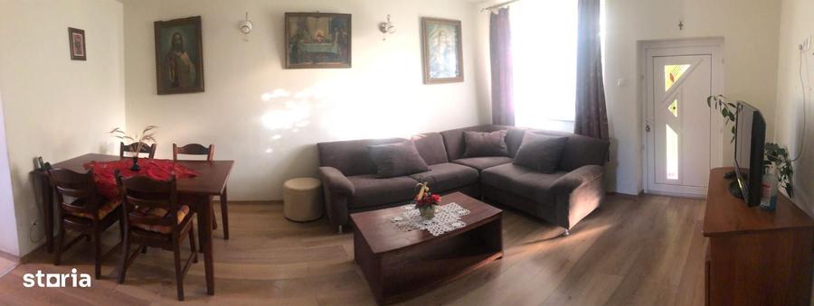 Casă cu 9 camere cu Teren 1000 Mp în Tăuții-Măgherăuș