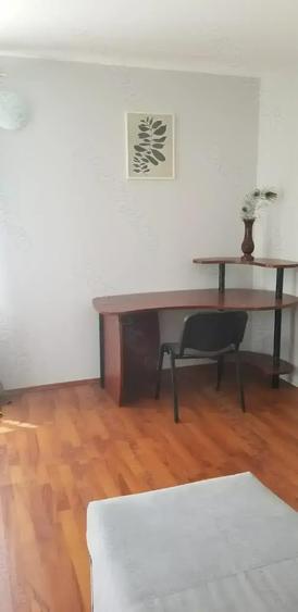 Casa Stupini complet mobilata, curte proprie cu foisor - 3