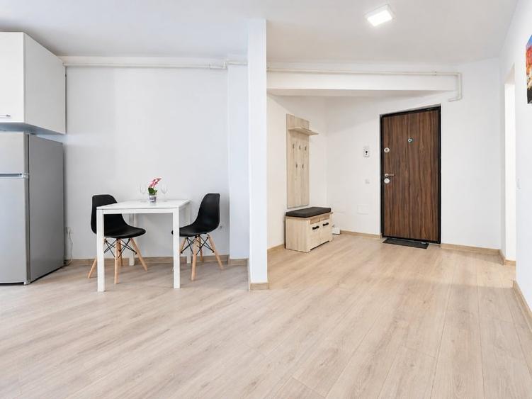 Apartament cu 2 camere decomandat, mobilat în Dâmbul Rotund