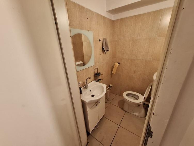 Spatiu comercial cu vitrina de inchiriat, zona Farmec - 6