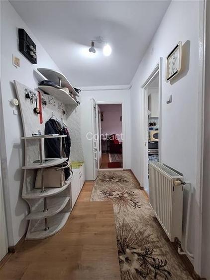 APARTAMENT CU 3 CAMERE DE VANZARE IN ONESTI