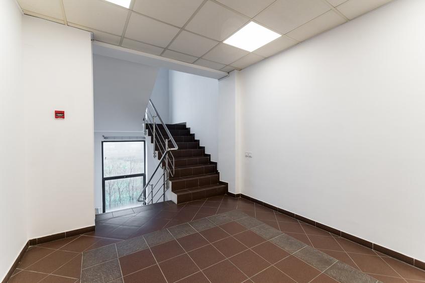 Magurele, Atomistilor de inchiriat parter in cladire de birouri, 297 mp! - 3