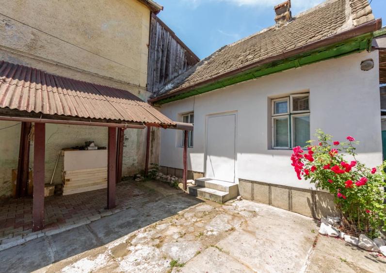 Vanzare casa  Darste singur in curte - 3