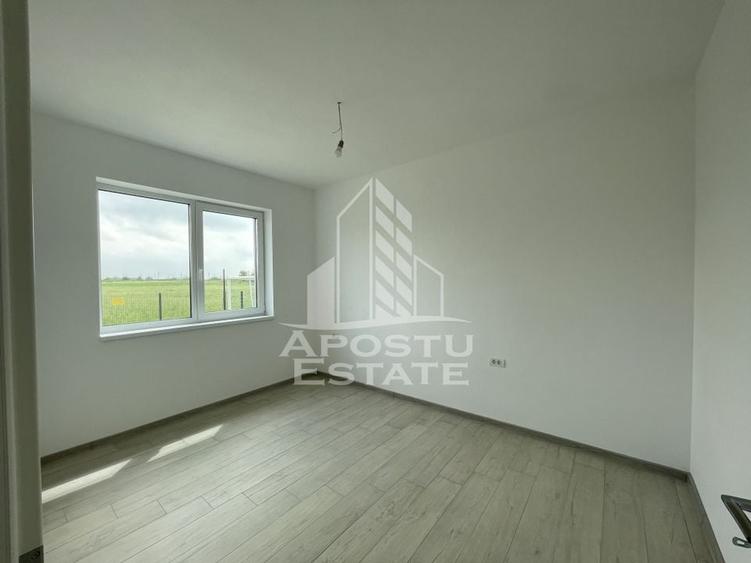 Spatiu comercial, 51 mp, Zona Planetelor - 2