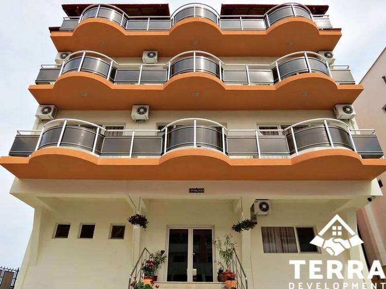 Eleganță la malul mării, cu potențial de business real - 1