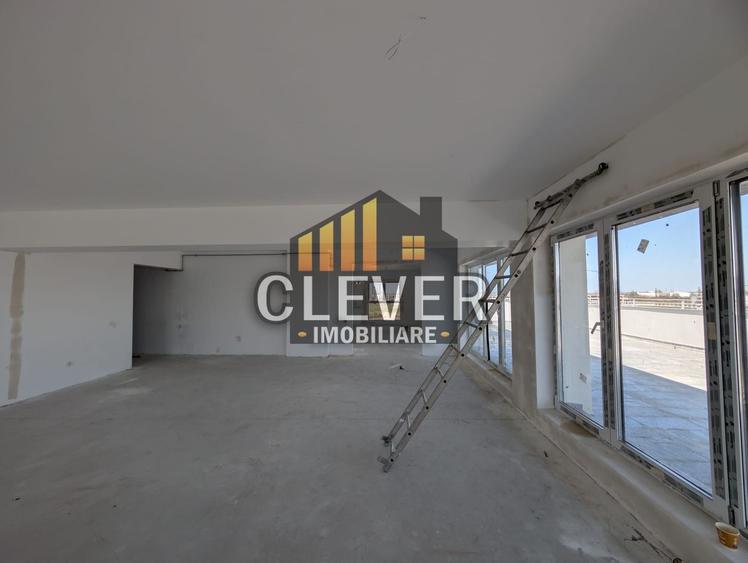 Penthouse cu 4 camere decomandat în Theodor Pallady