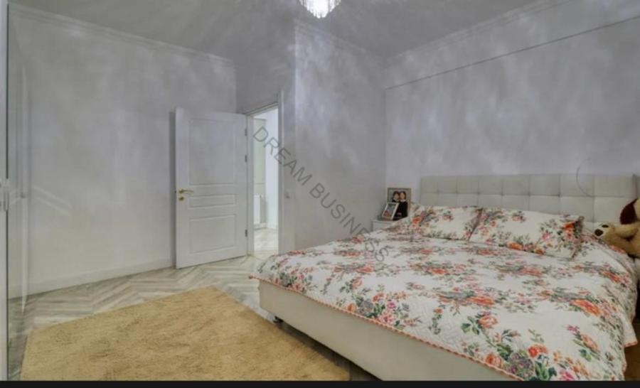 Apartament cu 4 camere Bucurestii Noi -Parc Bazilescu | Curte privată 60 mpPrice - 6
