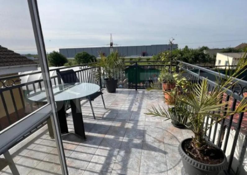 Casa, de vanzare, cu 4 dormitoare + garsoniera, 266 mp util - 12