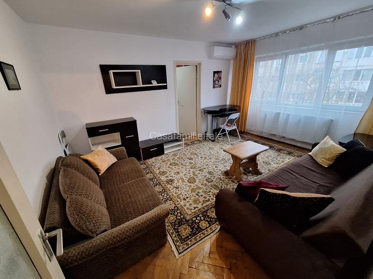 280 euro.Ap.cu 2 camere Et 3  cu centrala proprie Zona Dacia