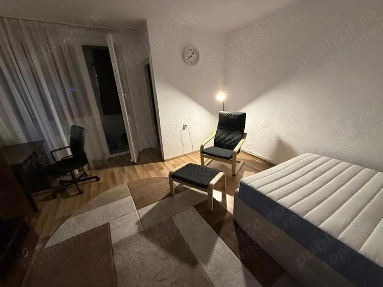 Inchiriez ap.decomandat cu o camera in Zona Calea Circumvalatiunii, et.4, suprafata utila de 30 mp. - 5