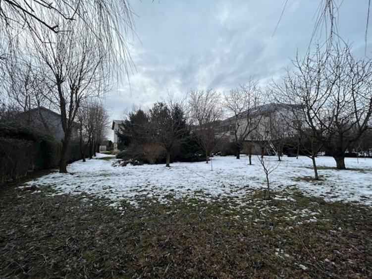 Bragadiru Mugurelui Vila solida constr 2005 + piscina + teren 2000 mp - 11