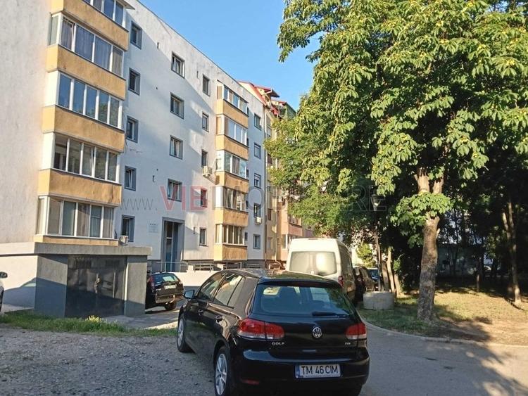 Apartament cu 2 camere semidecomandat în Dorobanților