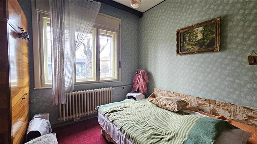 Casa unifamiliara cu curte exterior renovat zona Liviu Rebreanu - 4