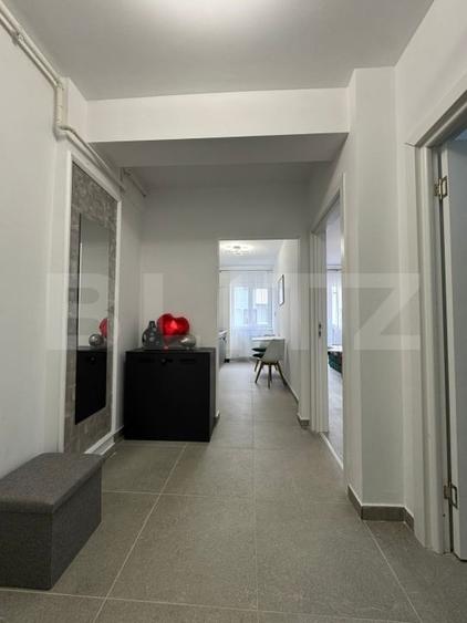 Apartament de vanzare, 37 mp utili, balcon, parcare subterana, Terra - 7