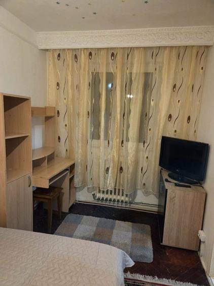 Apartament 2 camere, etajul 3/4, zona Tatarasi - 1