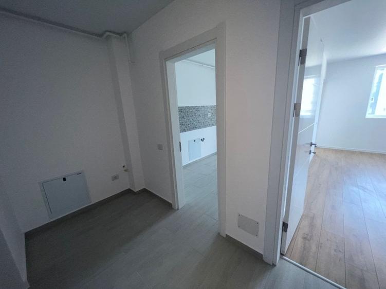 Garsoniera spatioasa,centrala proprie,incalzire in pardoseala,Metrou-Aparatori - 4